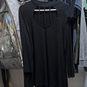 entro Chic Black Long Sleeve Top